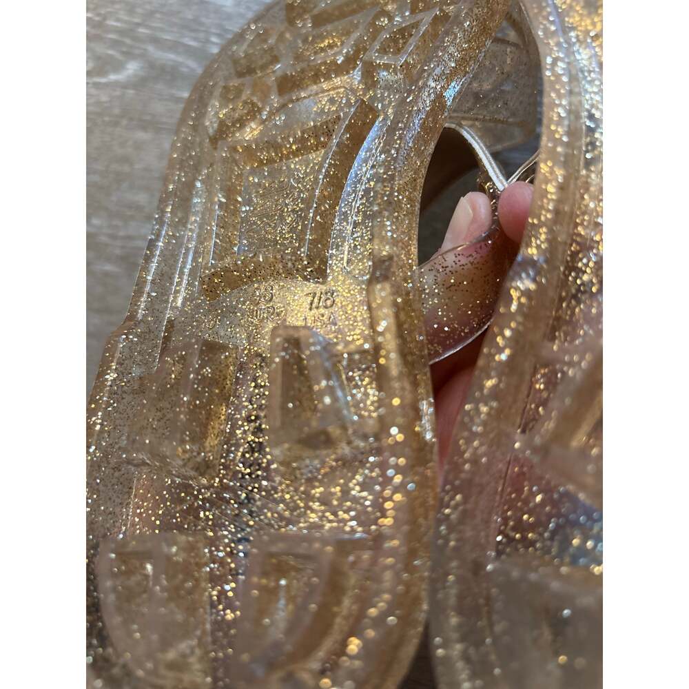 Tuckernuck Riley Jelly Sandals - Picture 5 of 5